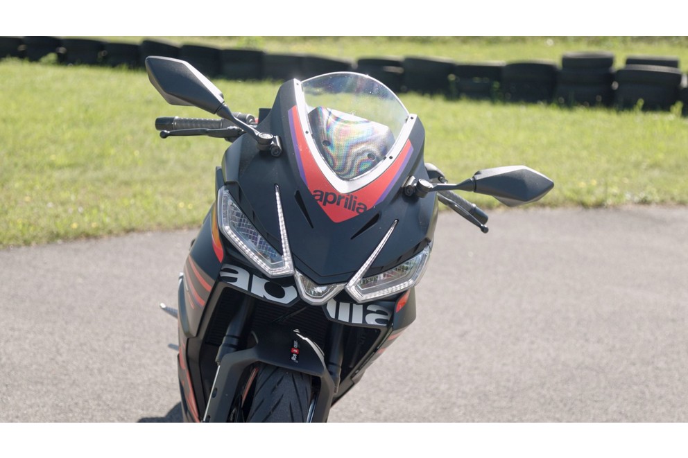 Aprilia RS 457 Test 2024 on the Supermoto track - Image 47