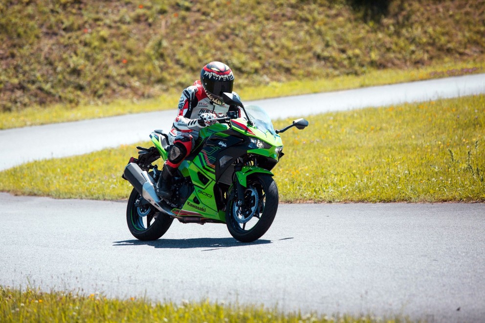 Test de la Kawasaki Ninja 500 SE 2024 : Une sportive accessible pour les débutants A2 - Image 34