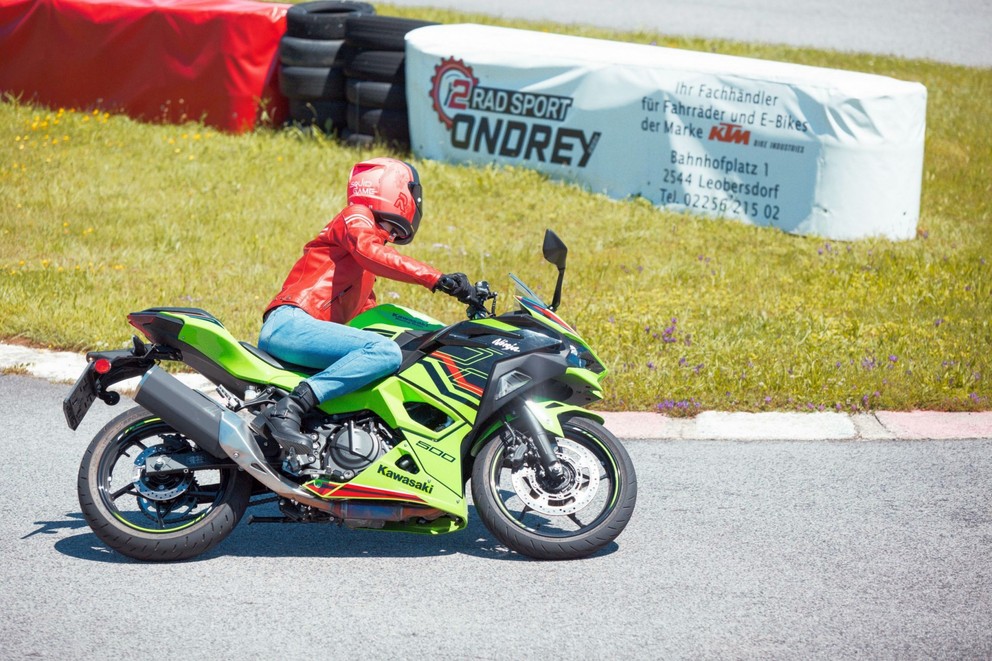 Test de la Kawasaki Ninja 500 SE 2024 : Une sportive accessible pour les débutants A2 - Image 60