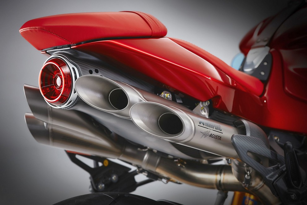 MV Agusta Superveloce 1000 Serie Oro 2024 - Imagen 24