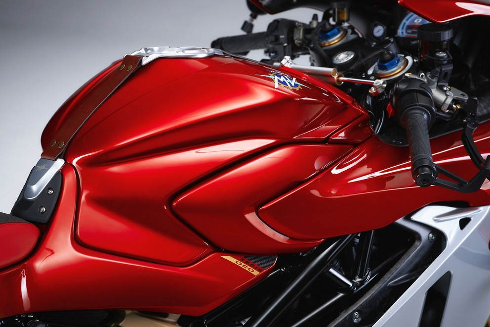 MV Agusta Superveloce 1000 Serie Oro 2024 - Слика 26