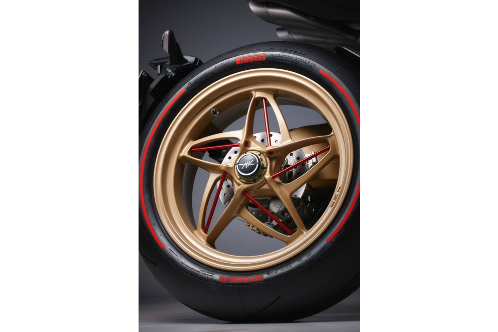 MV Agusta Superveloce 1000 Serie Oro 2024 - Image 31