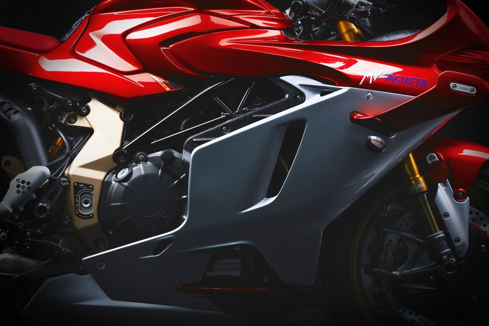 MV Agusta Superveloce 1000 Serie Oro 2024 - Слика 36