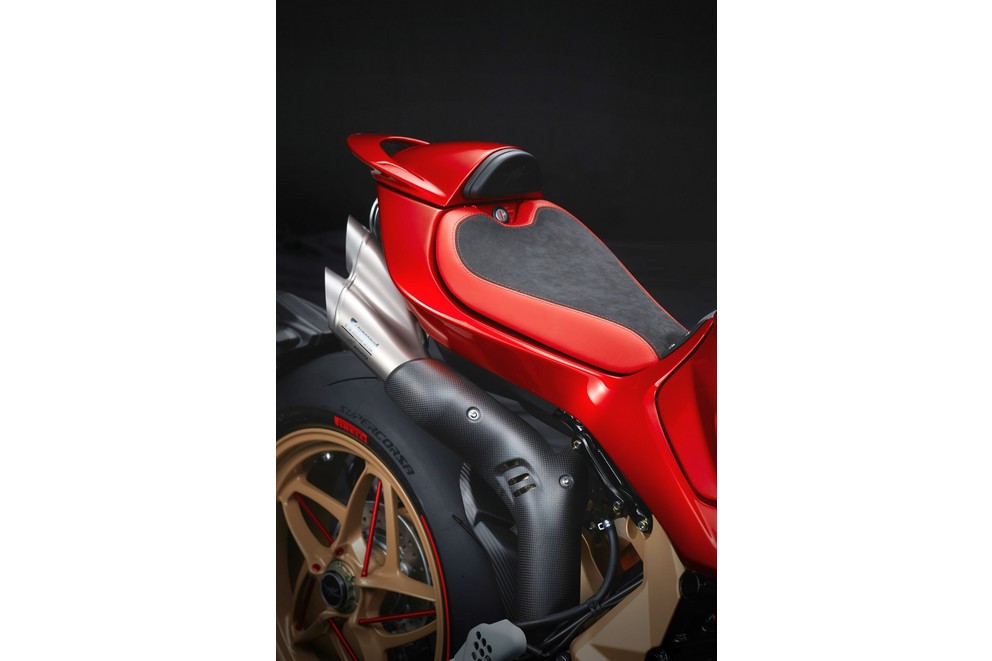 MV Agusta Superveloce 1000 Serie Oro 2024 - Imagen 37