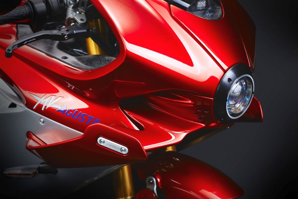 MV Agusta Superveloce 1000 Serie Oro 2024 - Imagen 40