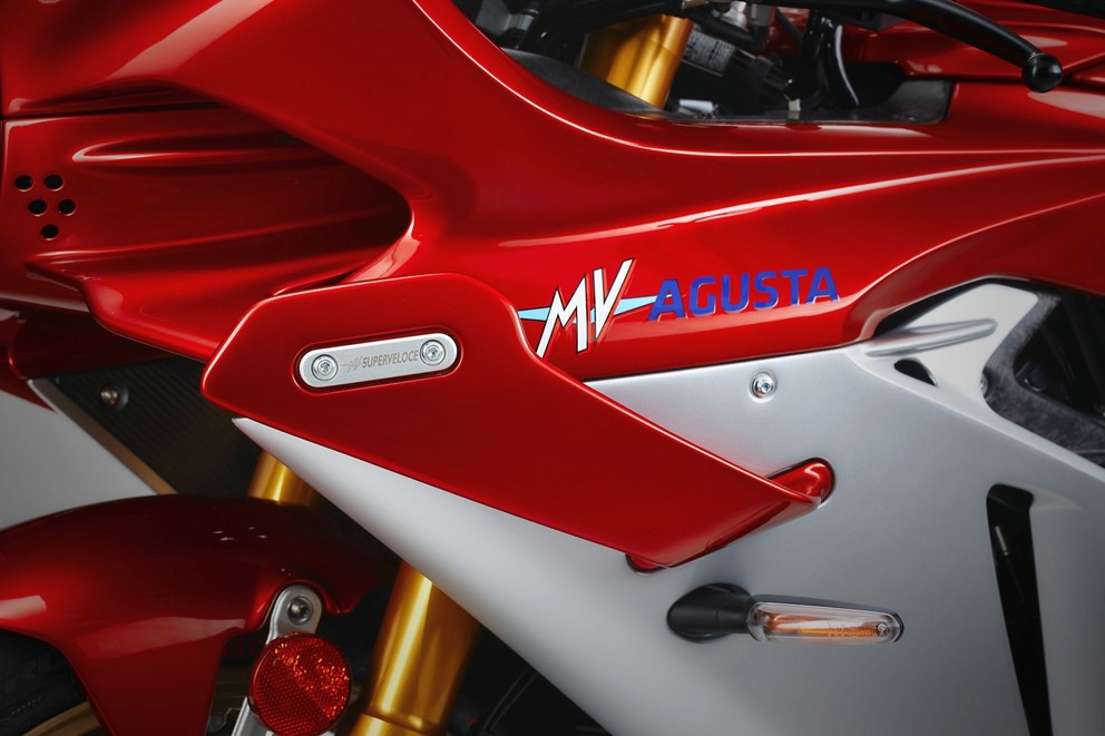 MV Agusta Superveloce 1000 Serie Oro 2024 - Resim 49