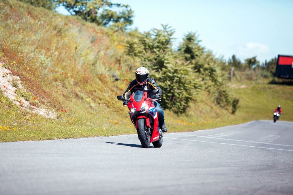 Teste da Honda CBR500R 2024 - Imagem 1