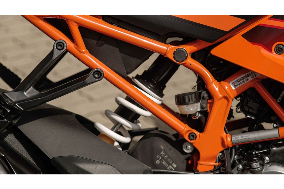 Teste da KTM RC 390 2024 - Imagem 28