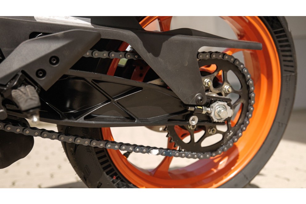 Teste da KTM RC 390 2024 - Imagem 4