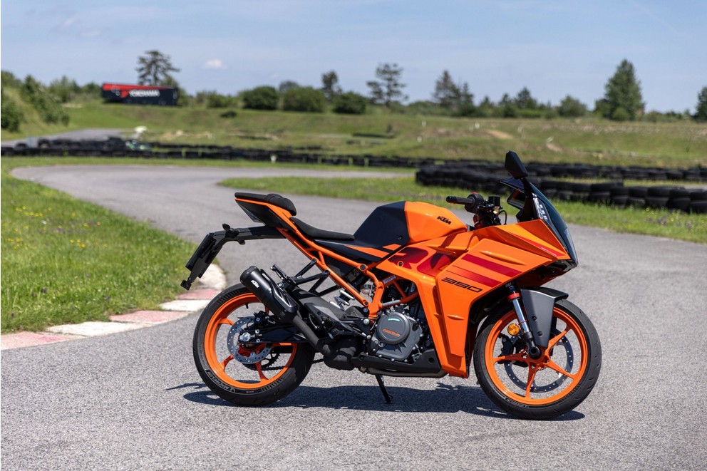 KTM RC 390 Test 2024 - Bild 43