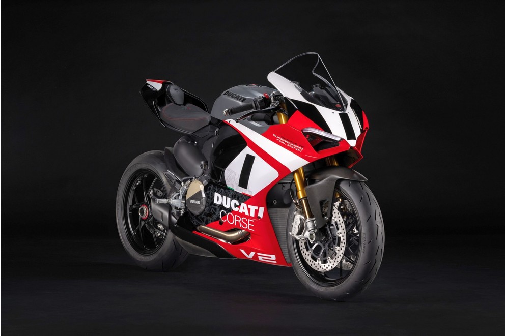 Ducati Panigale V2 Superquadro Final Edition 2024 - Resim 83