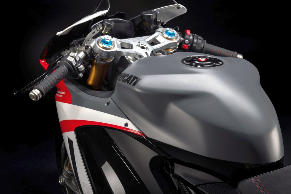 'Ducati Panigale V2 Superquadro Final Edition 2024' - Kép 64