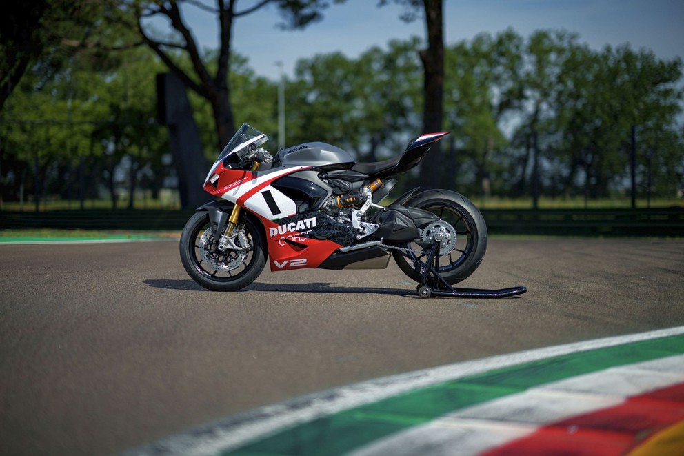 Ducati Panigale V2 Superquadro Final Edition 2024 - Bild 41