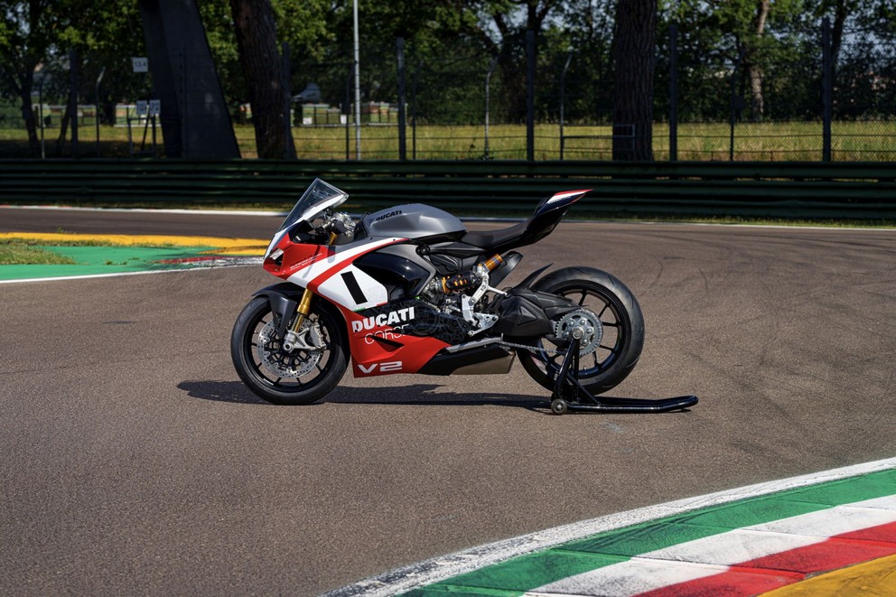 Ducati Panigale V2 Superquadro Final Edition 2024 - Imagem 77