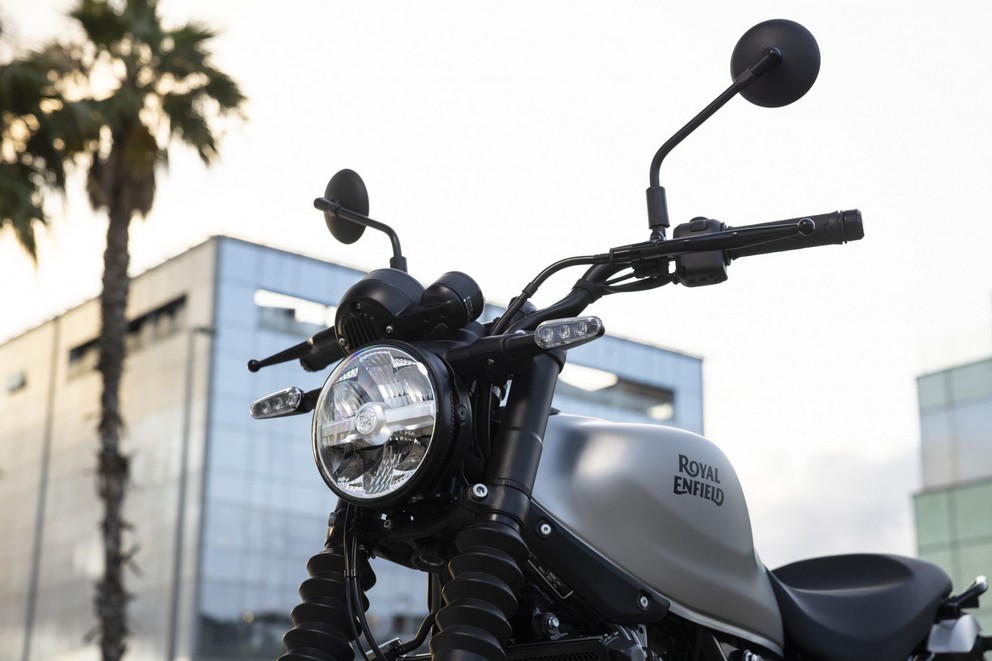 Royal Enfield Guerrilla 450 2024 - Obraz 20