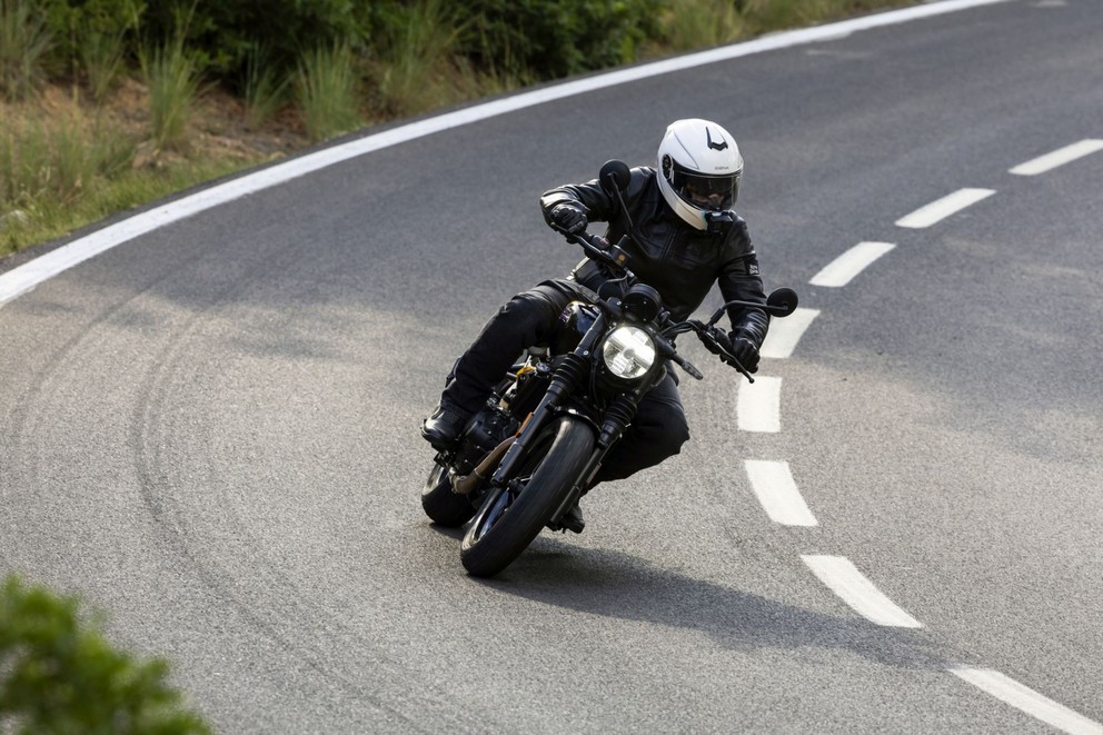 Teste da Royal Enfield Guerrilla 450 2024 - Imagem 23