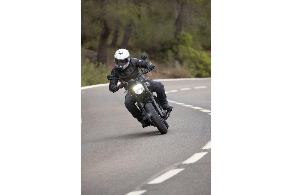 Test de la Royal Enfield Guerrilla 450 2024 - Image 21