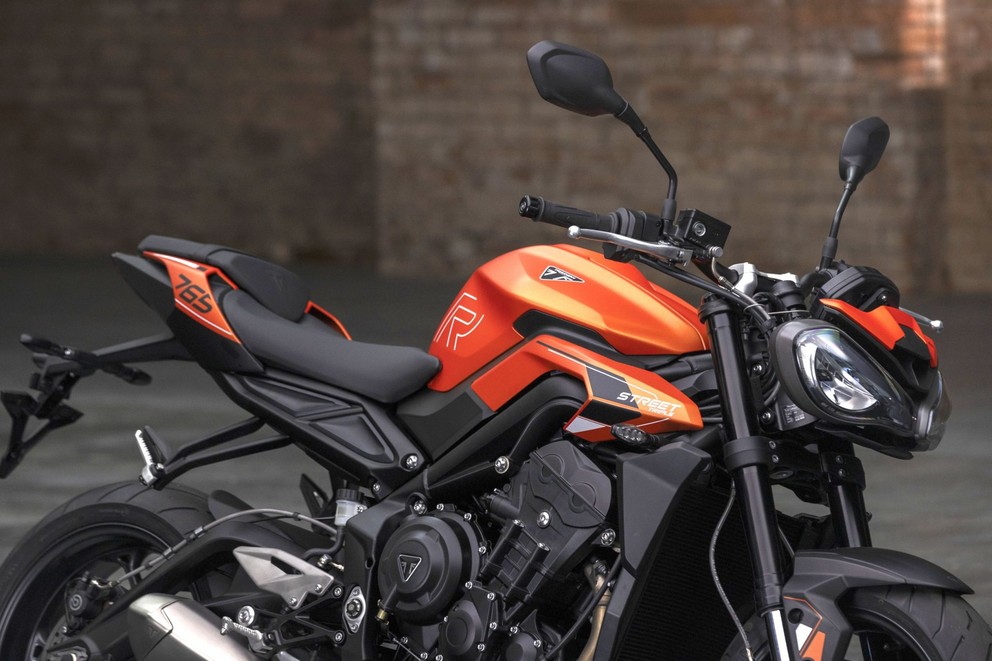 Triumph Street Triple 765 R - nova versão A2 2024 - Imagem 1