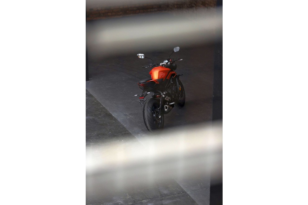 Triumph Street Triple 765 R - nová verze A2 2024 - Obrázek 5