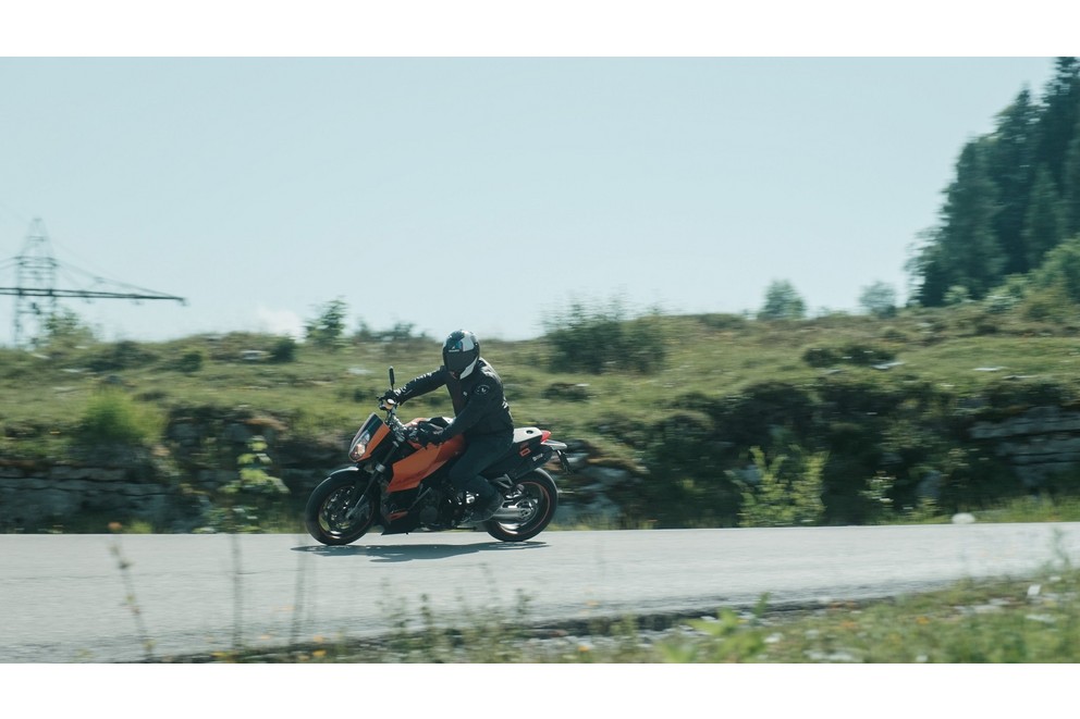 KTM 990 Super Duke 2006 - Slika 56