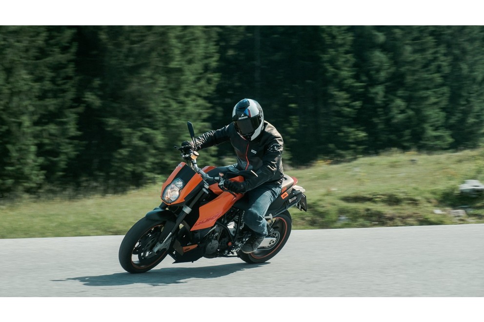 KTM 990 Super Duke 2006 - Kép 57