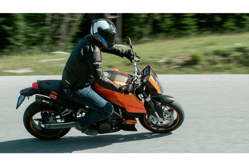 KTM 990 Super Duke 2006 - Слика 59