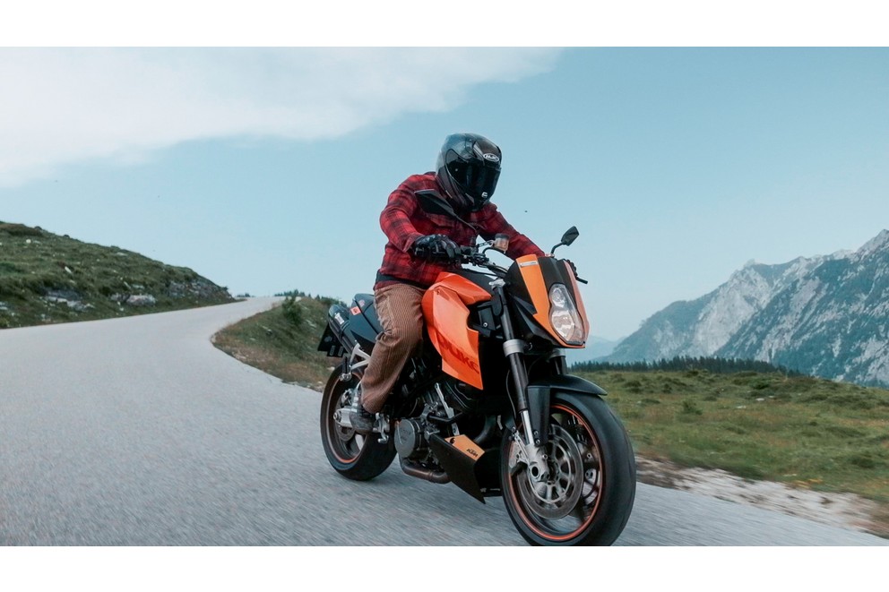 KTM 990 Super Duke 2006 - Kép 69