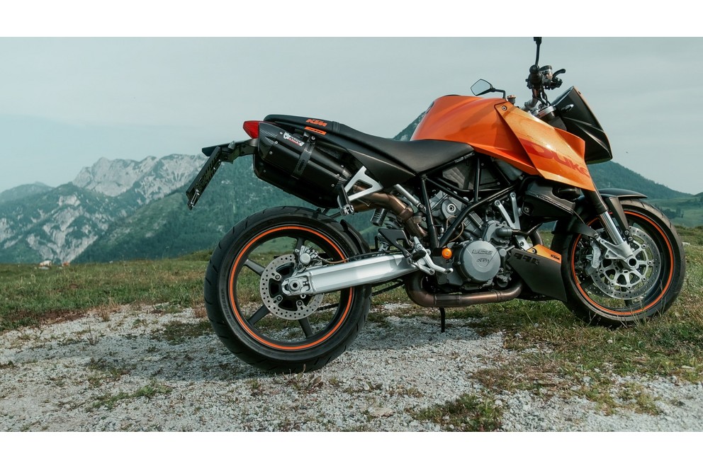 KTM 990 Super Duke 2006 - Kép 80