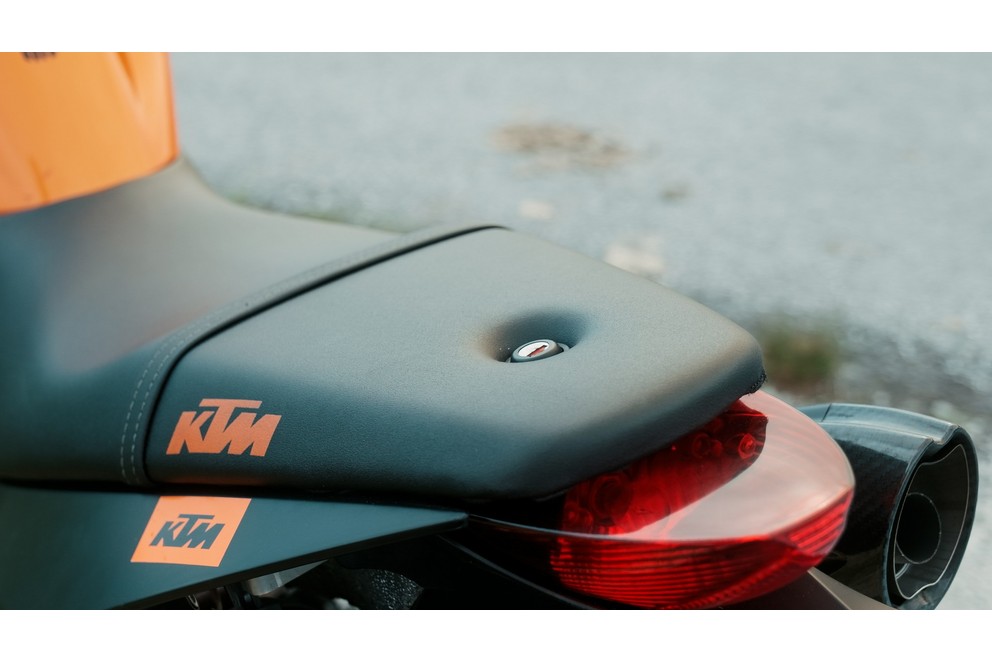 KTM 990 Super Duke 2006 - Слика 96