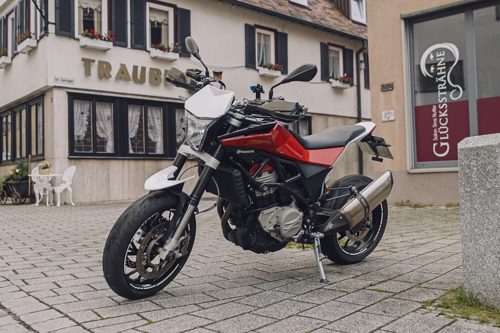 Husqvarna Nuda 900 R Gebrauchttest - Bild 1