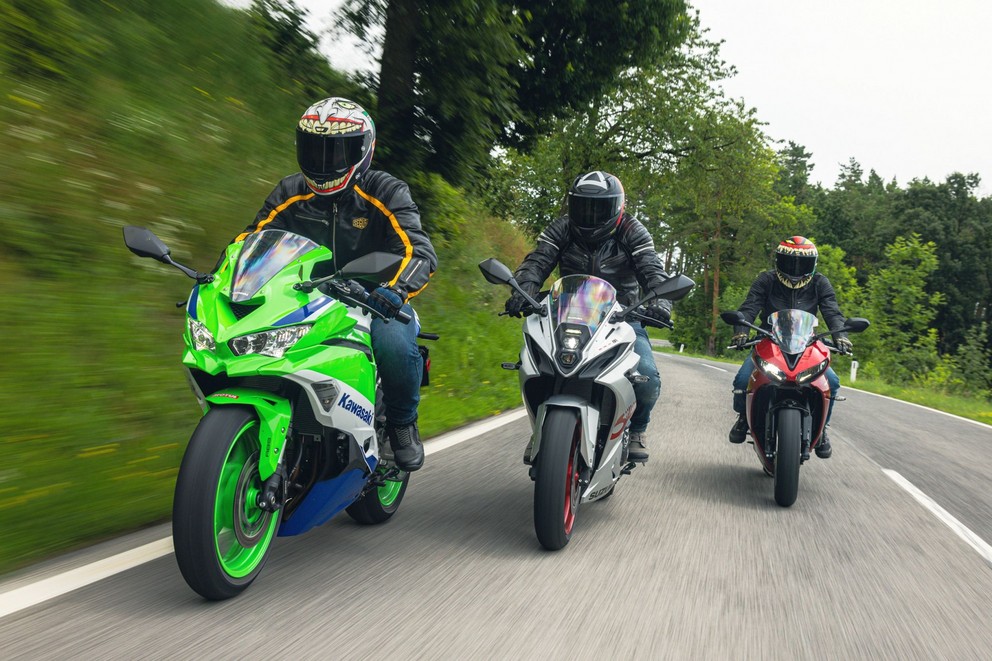 Kawasaki Ninja ZX-4RR vs. Suzuki GSX-8R vs. Triumph Daytona - Bild 36