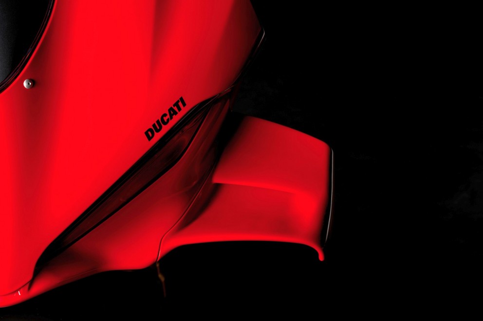 'YENİ Ducati Panigale V4 2025' - Resim 24