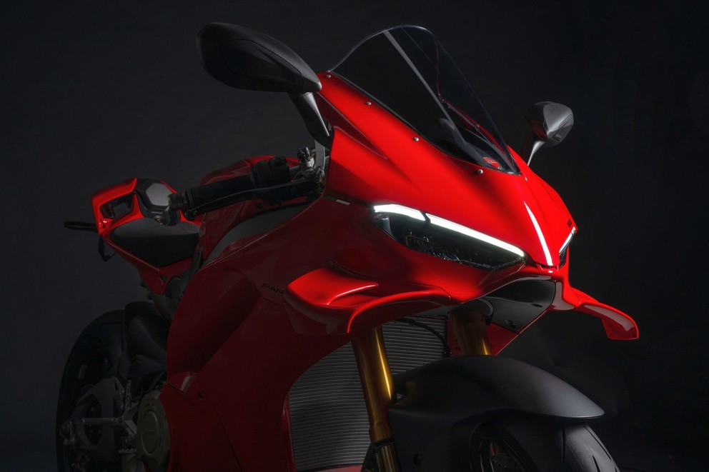 NOVA Ducati Panigale V4 2025 - Imagem 14