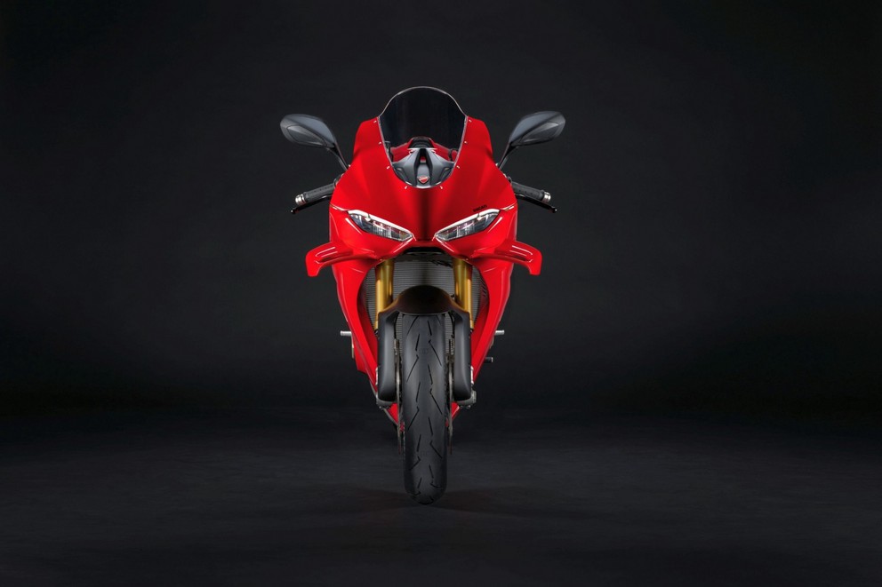 NUEVA Ducati Panigale V4 2025 - Imagen 10