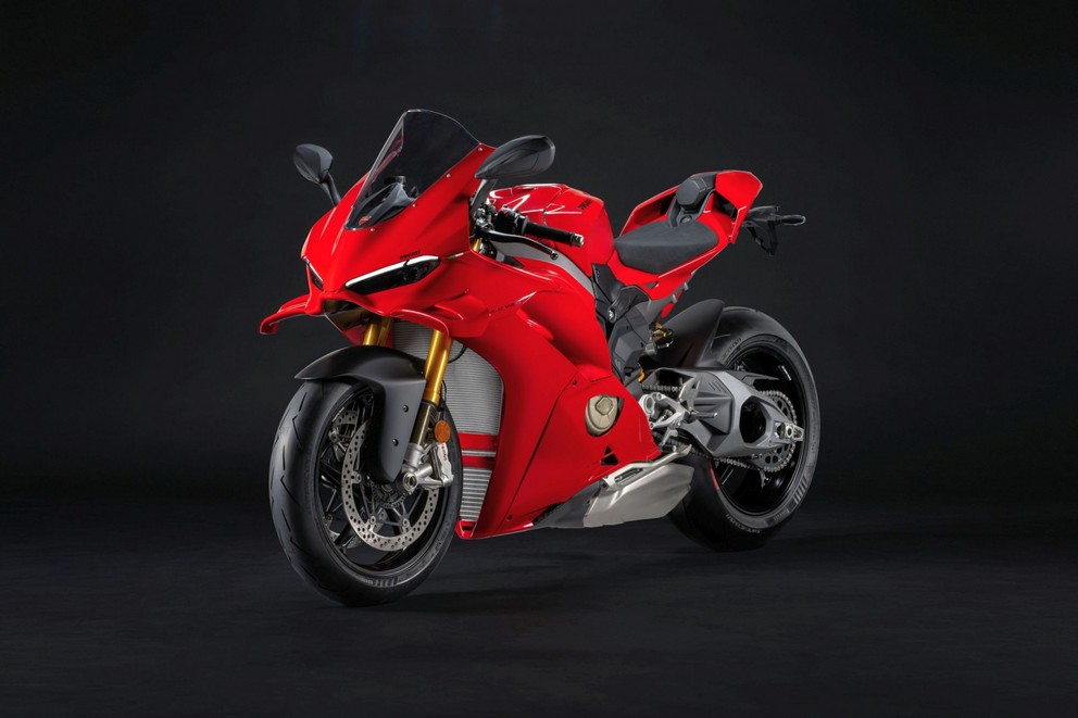 NUEVA Ducati Panigale V4 2025 - Imagen 12