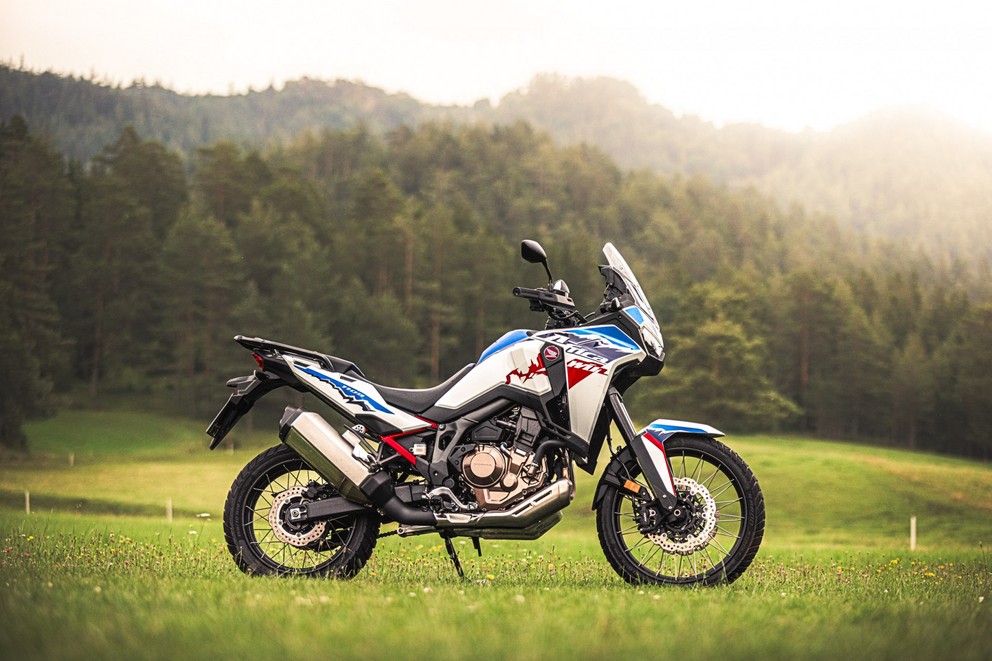 Honda CRF1100L Africa Twin no grande teste offroad 1000PS 2024 - Imagem 3