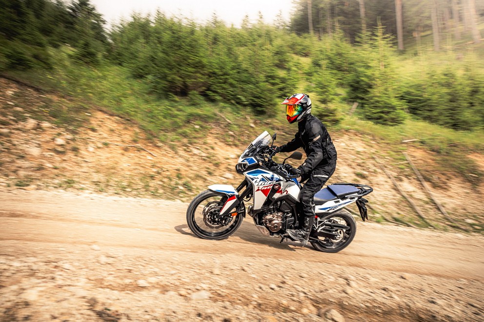 Honda CRF1100L Africa Twin in the big 1000PS Offroad Test 2024 - Image 32