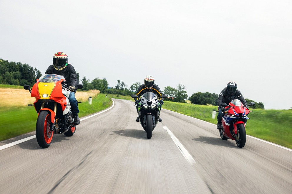 Yamaha XSR900 GP vs. Honda CBR600RR vs. Kawasaki Ninja ZX-6R - Bild 27