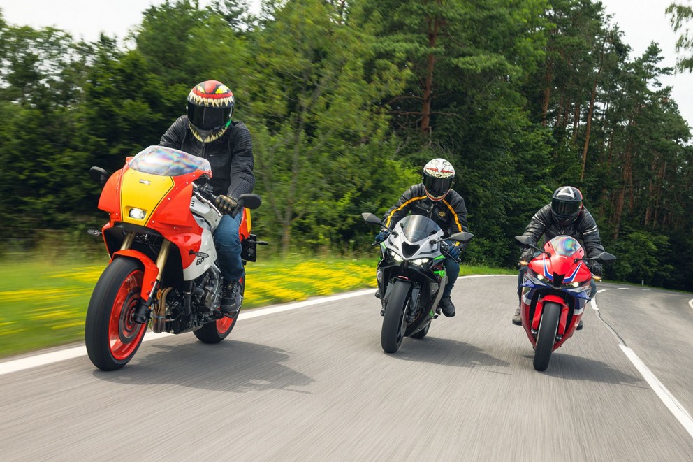 Yamaha XSR900 GP vs. Honda CBR600RR vs. Kawasaki Ninja ZX-6R - Obrázek 47