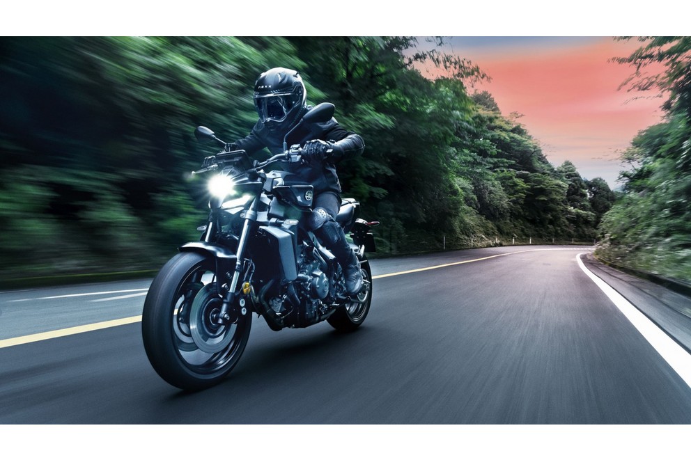 Yamaha MT-09 Y-AMT 2024 com transmissão automática! - Imagem 19