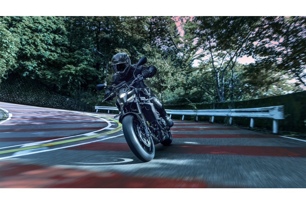 'Yamaha MT-09 Y-AMT 2024 automata váltóval!' - Kép 23