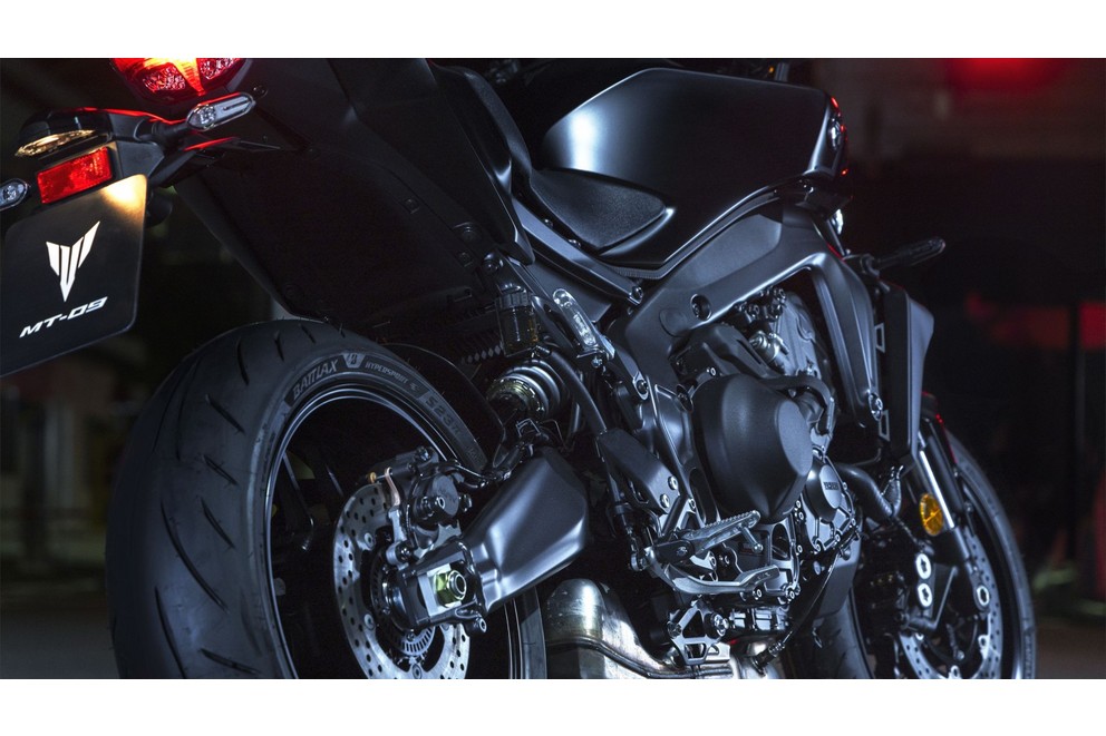 Yamaha MT-09 Y-AMT 2024 com transmissão automática! - Imagem 36