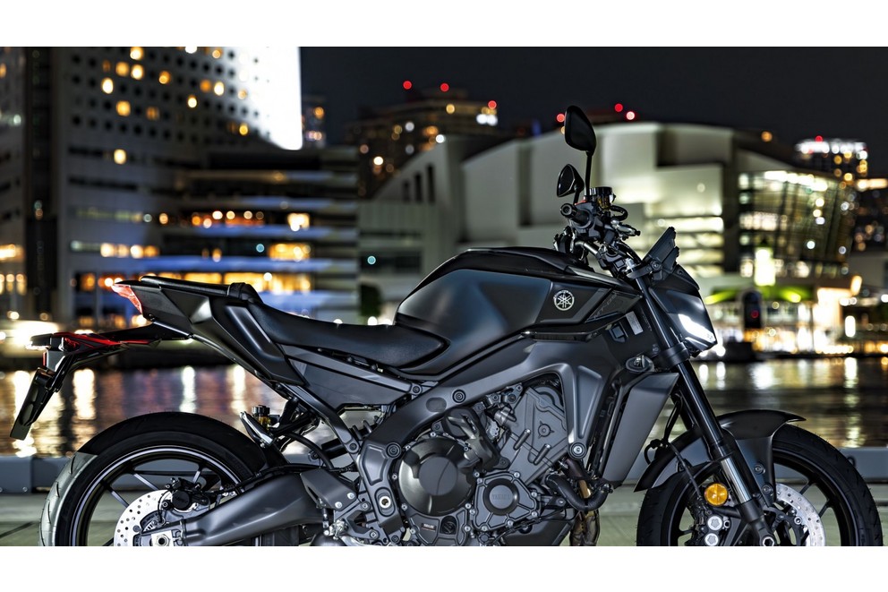 Yamaha MT-09 Y-AMT 2024 avec boîte de vitesses automatique ! - Image 37