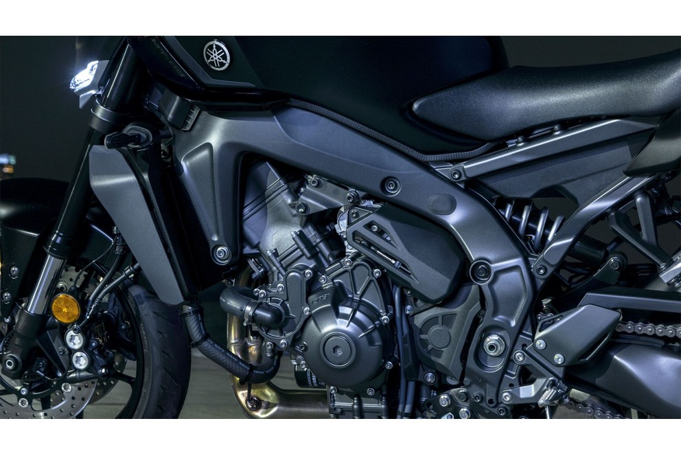 Yamaha MT-09 Y-AMT 2024 otomatik şanzıman ile! - Resim 41