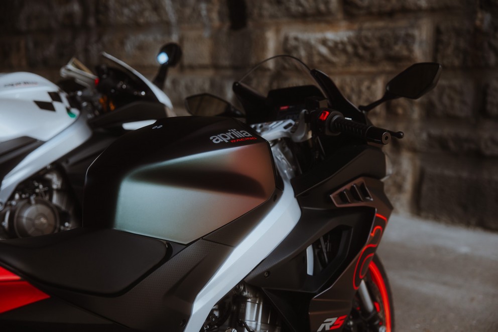 Ist die Aprilia RS 457 das perfekte Einsteigerbike? Eine Stimme aus dem weiblichen Fahrerlager testet - Bild 15