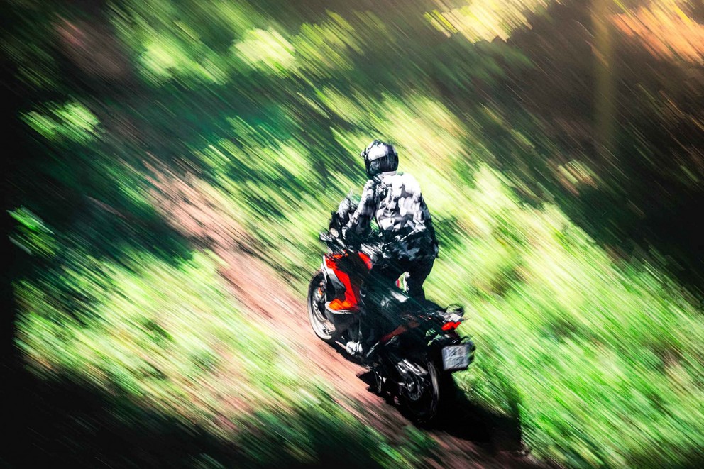 KTM 1290 Super Adventure S in the big 1000PS Offroad Test 2024 - Image 7