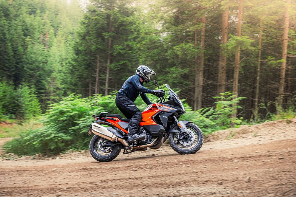 KTM 1290 Super Adventure S v velikem 1000PS Offroad testu 2024 - Slika 14