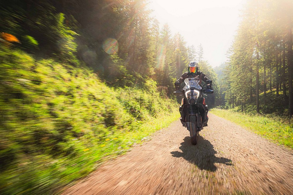 KTM 1290 Super Adventure S dans le grand test off-road 1000PS 2024 - Image 20