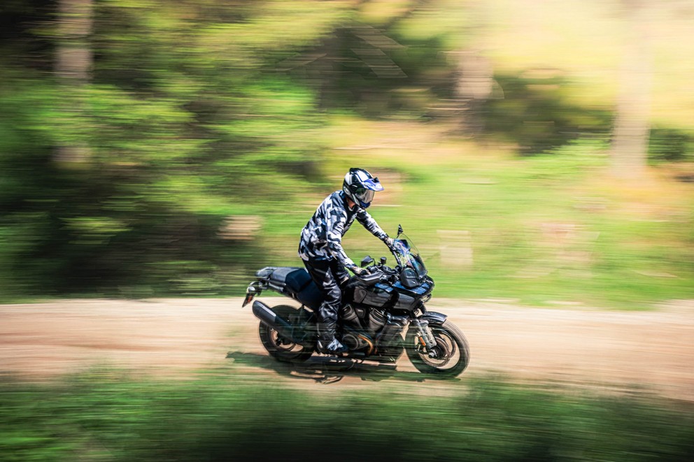 Harley-Davidson Pan America in de grote 1000PS Offroad Test 2024 - afbeelding 8