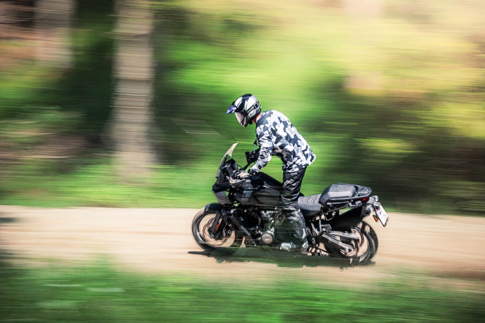 Harley-Davidson Pan America in de grote 1000PS Offroad Test 2024 - afbeelding 10